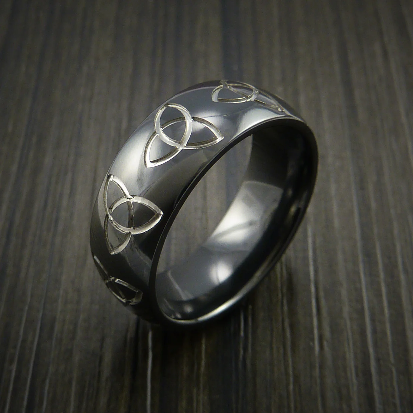 Black Zirconium Celtic Trinity Men's Ring Irish Knot Design Band - Image 3