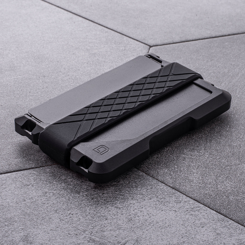 D03 LITE DAPPER RAIL WALLET - Image 12