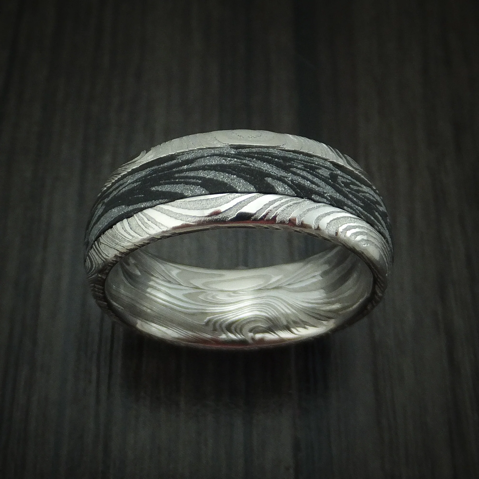 Woodgrain Kuro Damascus Steel and SpectraMokume Men's Ring Custom Made Band - Image 2