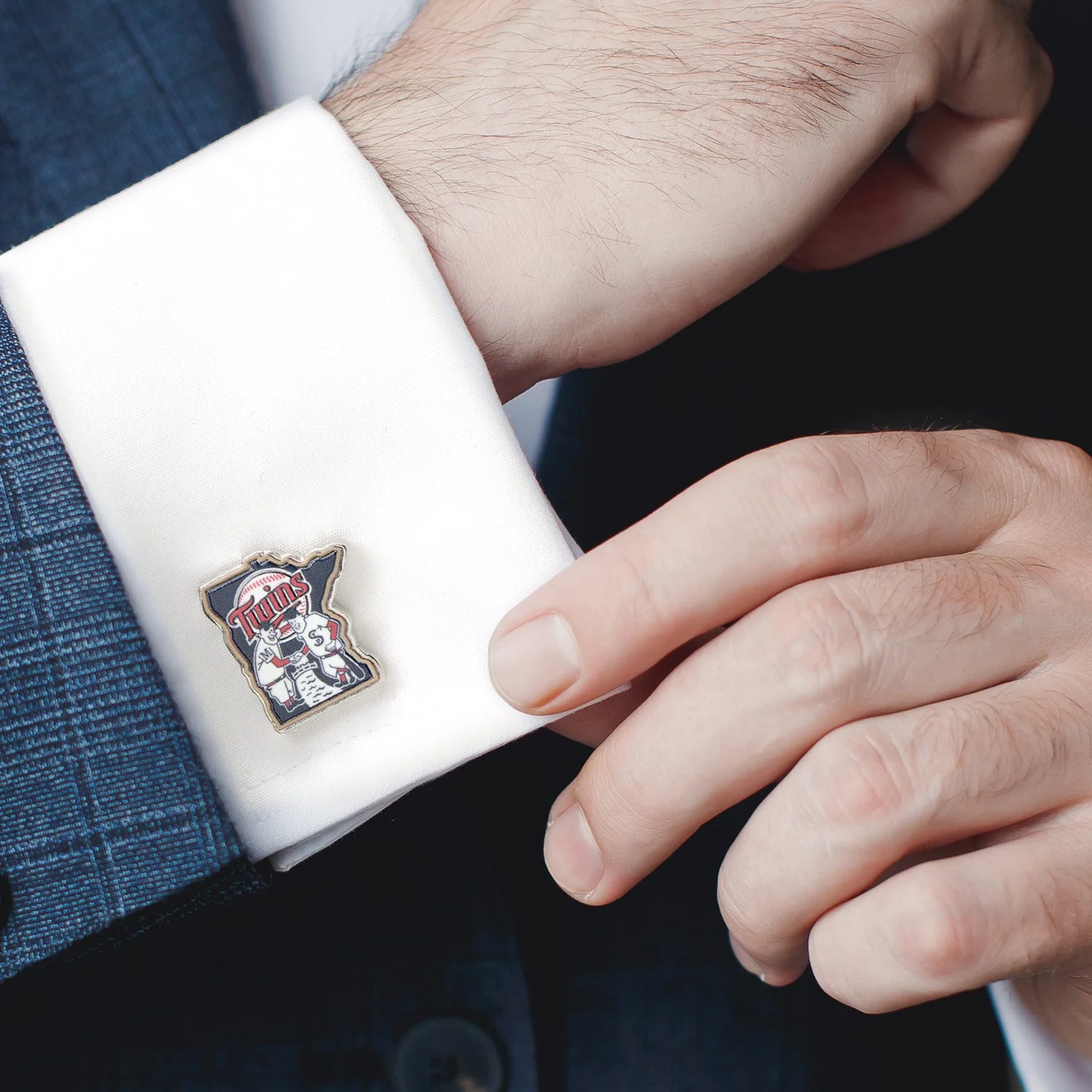 MLB Minnesota Twins Minnie & Paul Cufflinks - Image 2