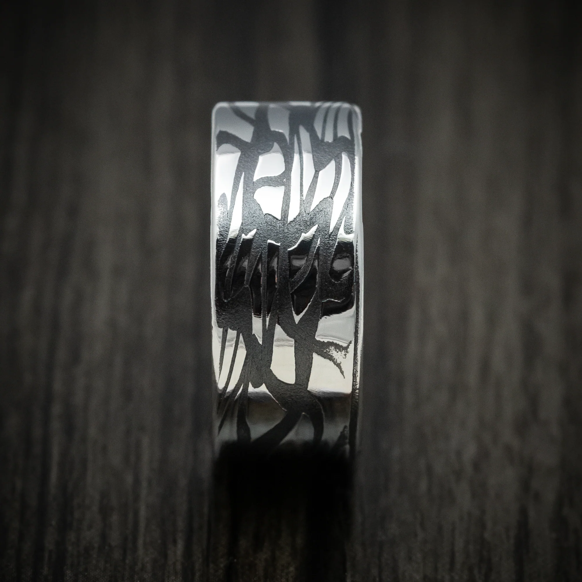 Scale Kuro Damascus Steel Men's Ring Custom Made Band - Image 3