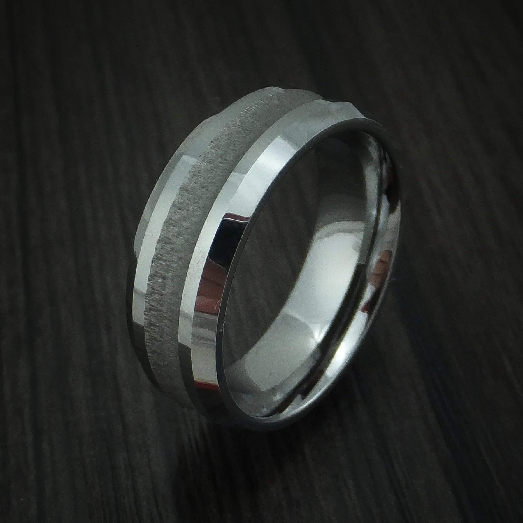 Tungsten Band Men's Ring - Image 4