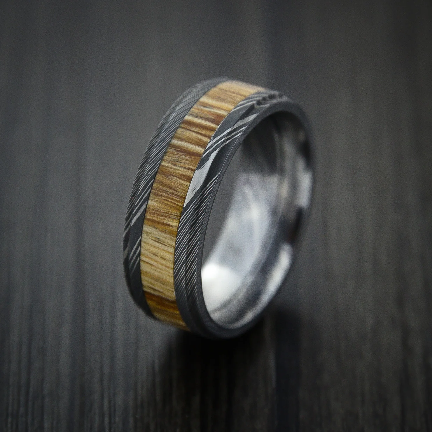 Damascus Steel Men's Ring Inlaid with Teak Hardwood Custom Made - Image 4
